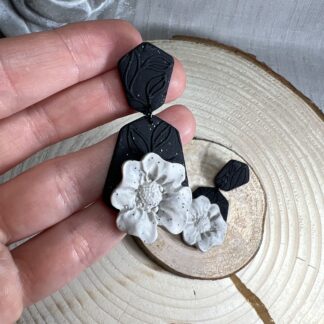 Černý kvítek variace