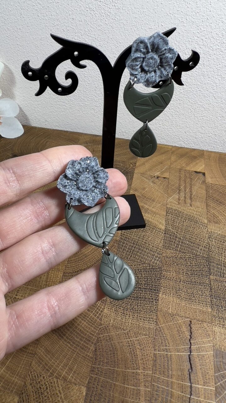 Flower first - chir. ocel - Obrázek 3