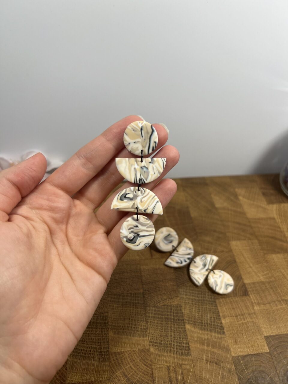 Lodička mirror beige stone - Obrázek 3