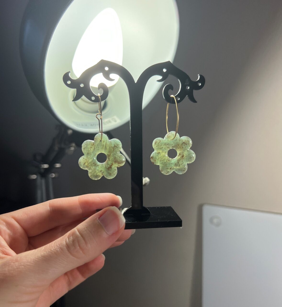 Kytička zelený křemen na zlatě - Obrázek 2