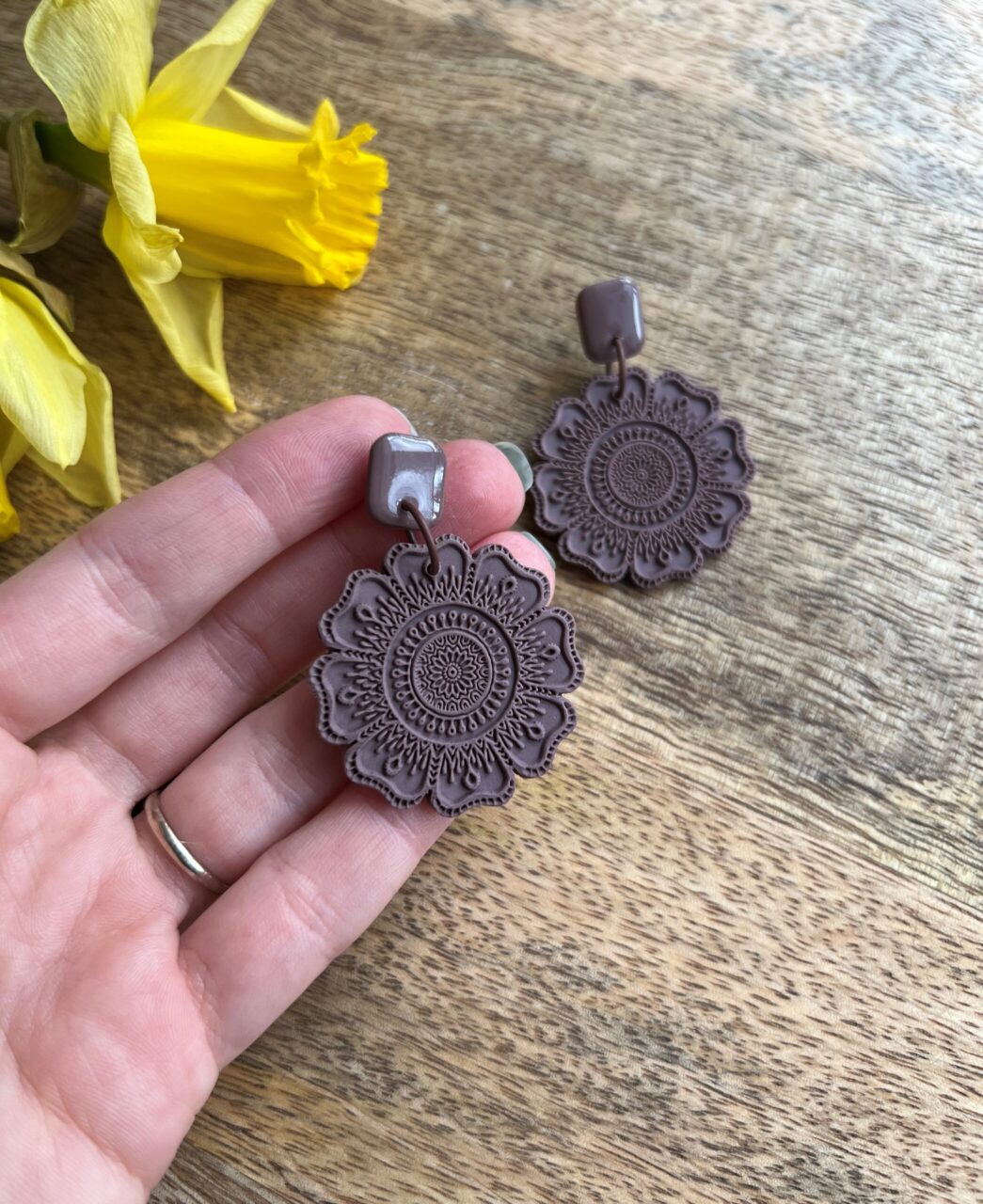 Cold brown mandala - Obrázek 4