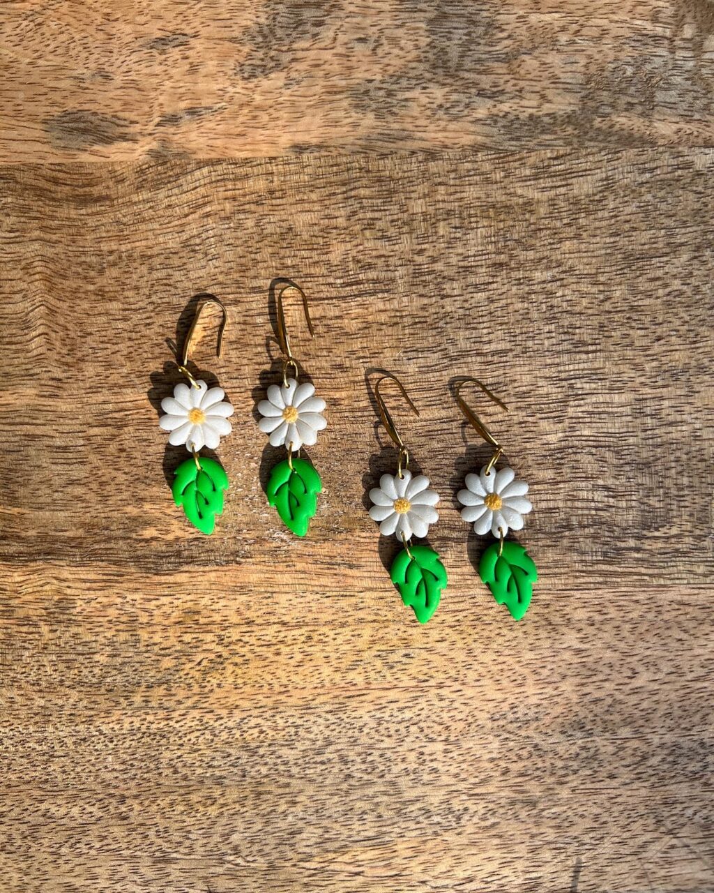 Kopretinka na zlatě